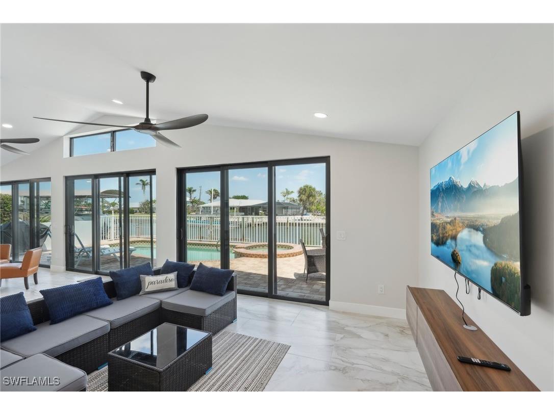 23 Fairview Boulevard Fort Myers Beach FL 33931 225049237 image24