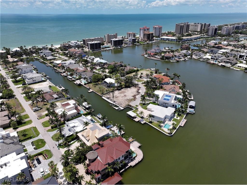 230 Seabreeze Avenue Naples FL 34108 225046552 image10