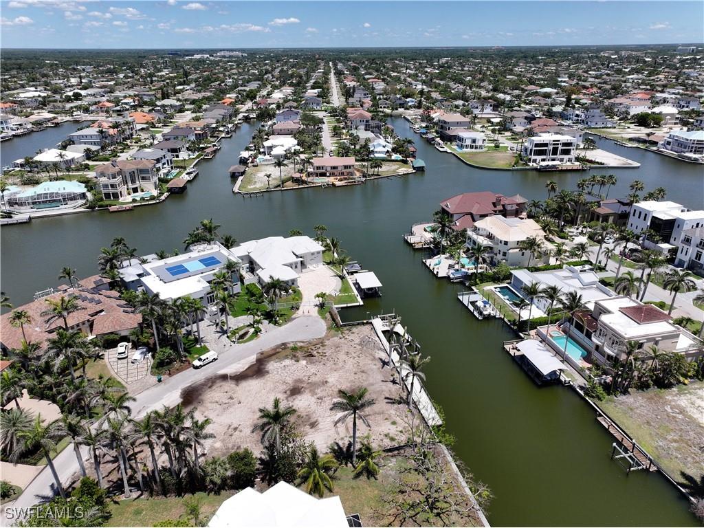 230 Seabreeze Avenue Naples FL 34108 225046552 image7