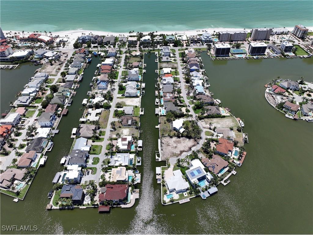 230 Seabreeze Avenue Naples FL 34108 225046552 image8