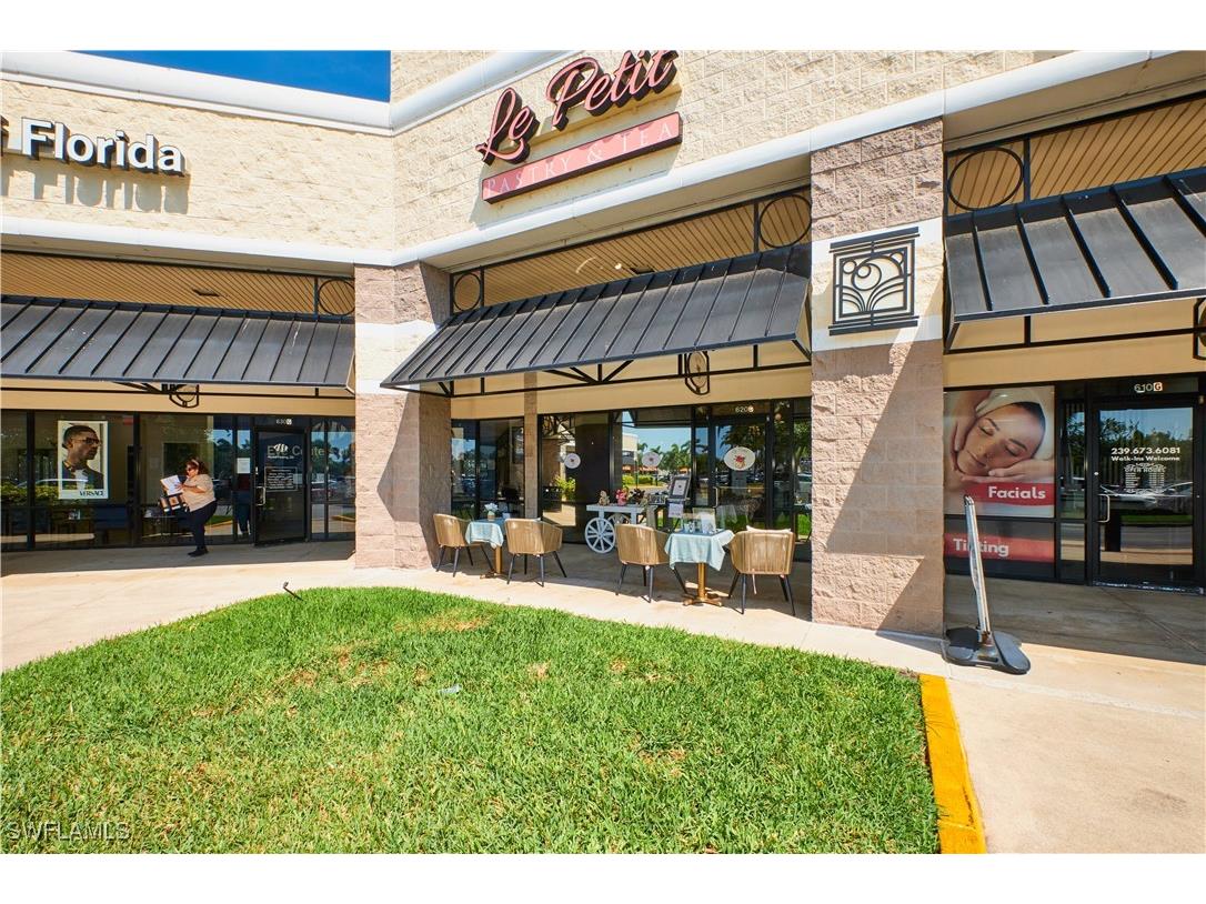 2301 Del Prado Boulevard S Cape Coral FL 33990 225042336 image3