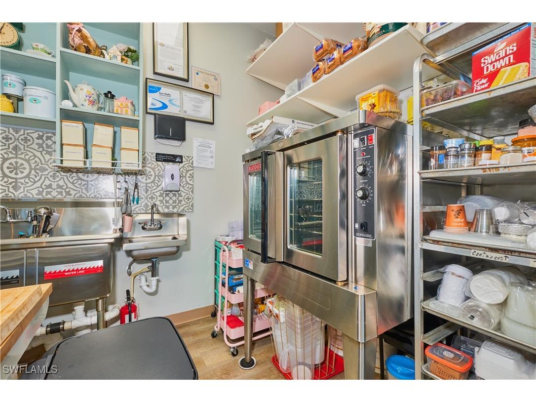 2301 Del Prado Boulevard S Cape Coral FL 33990 225042336 image32