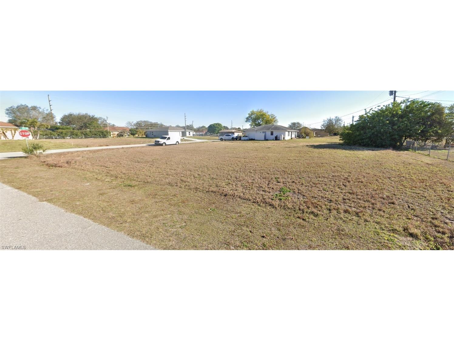 2308 NE 23rd Place Cape Coral FL 33909 223091655 image1