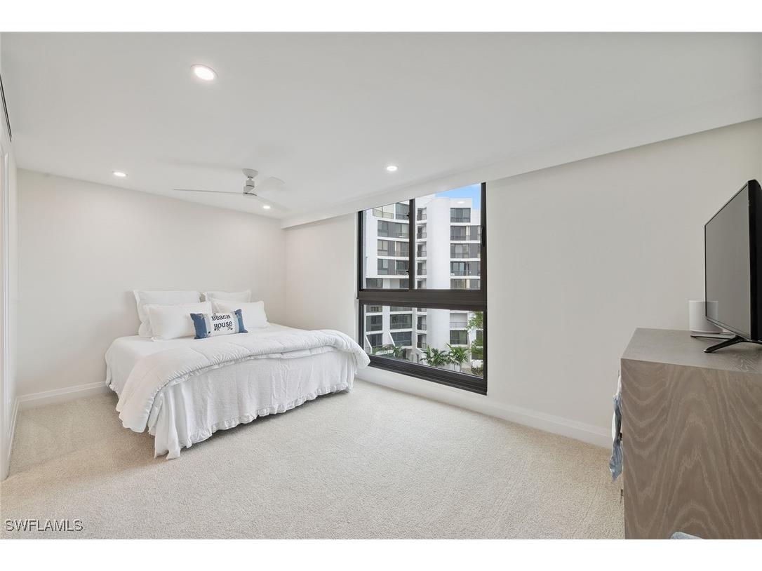 2318 Gulf Shore Boulevard N #510 Naples FL 34103 224100610 image21