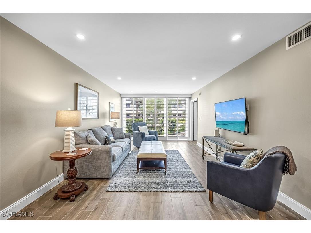 232 Banyan Boulevard #232 Naples FL 34102 225046392 image2