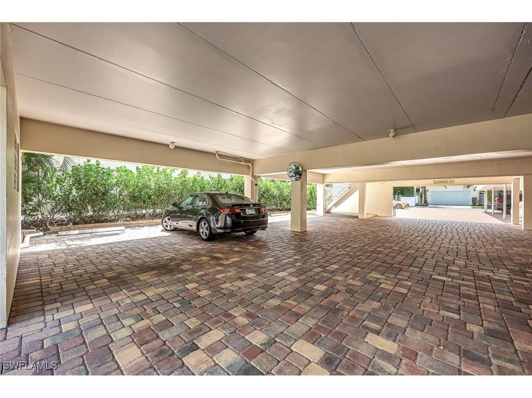232 Banyan Boulevard #232 Naples FL 34102 225046392 image25