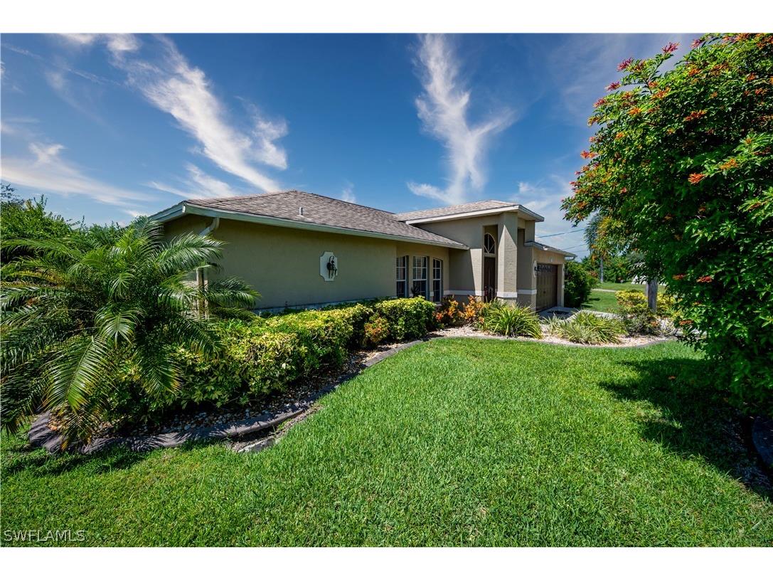 2320 SW 21st Street Cape Coral FL 33991 222055399 image1