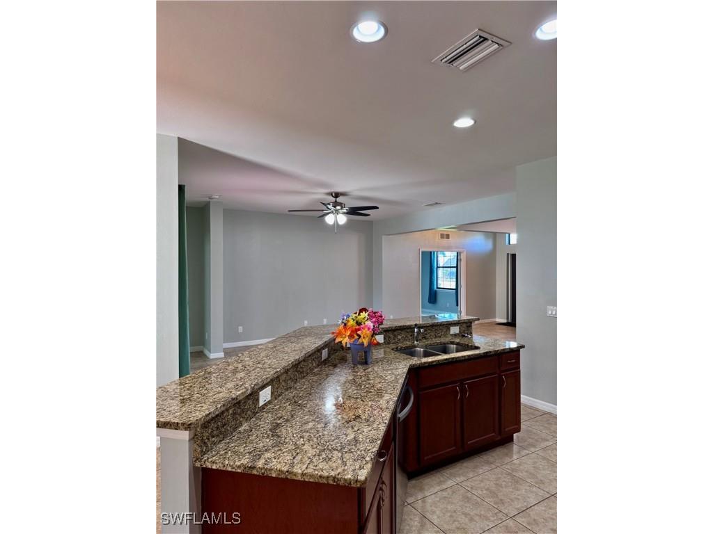 2322 SW 27th Street Cape Coral FL 33914 224102769 image10