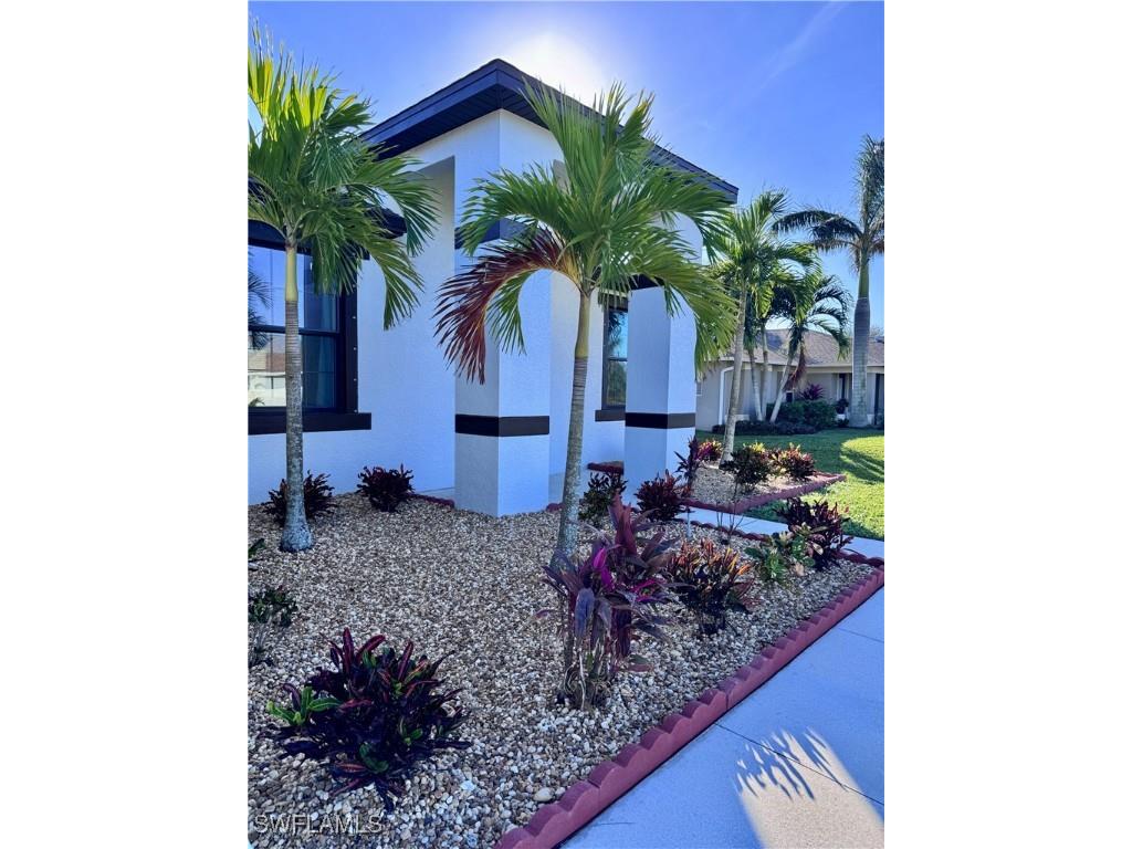 2322 SW 27th Street Cape Coral FL 33914 224102769 image2