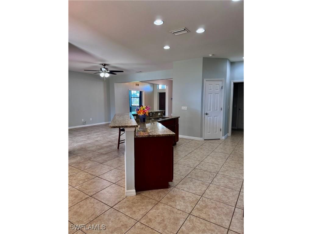 2322 SW 27th Street Cape Coral FL 33914 224102769 image8
