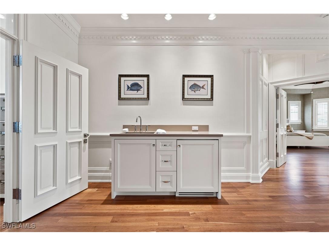 2325 Lantern Lane Naples FL 34102 225034720 image29