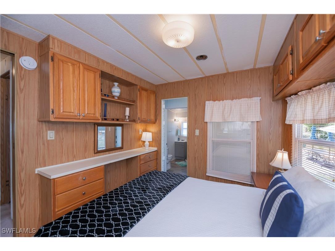 233 Caravan Circle North Fort Myers FL 33903 225035967 image11