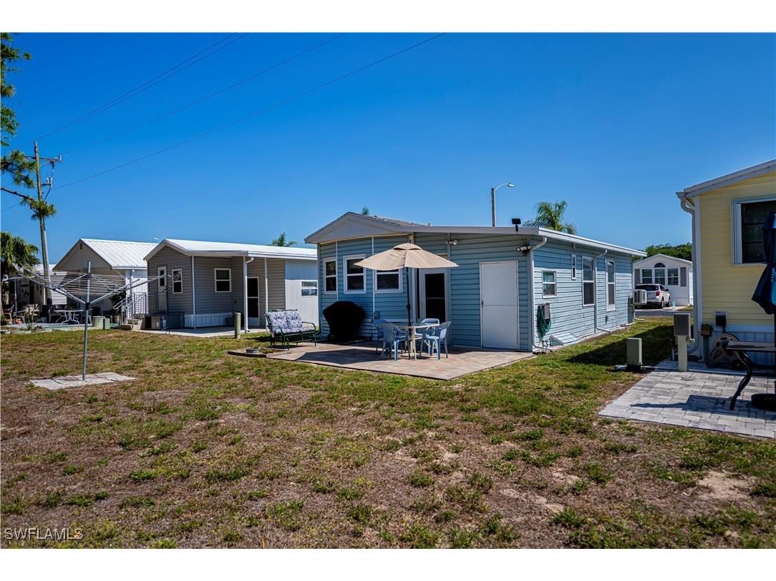 233 Caravan Circle North Fort Myers FL 33903 225035967 image23
