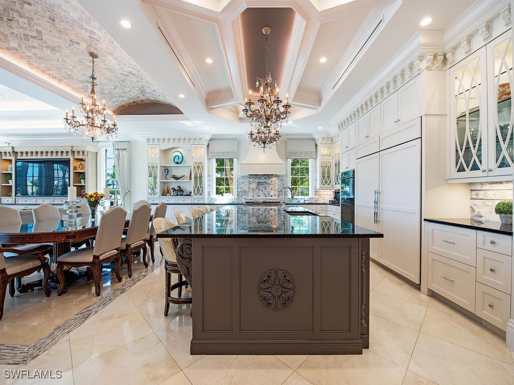 233 Mermaids Bight Naples FL 34103 225018455 image18