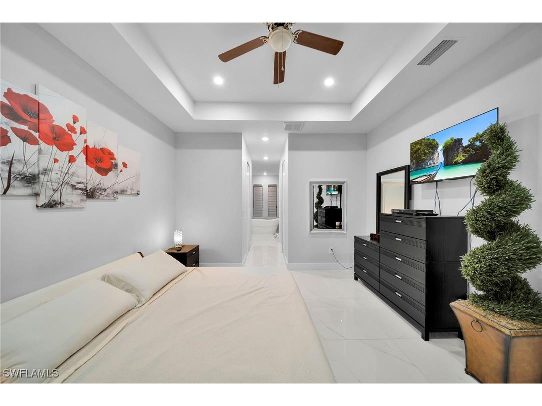 2330 6th Avenue NE Naples FL 34120 225011136 image17