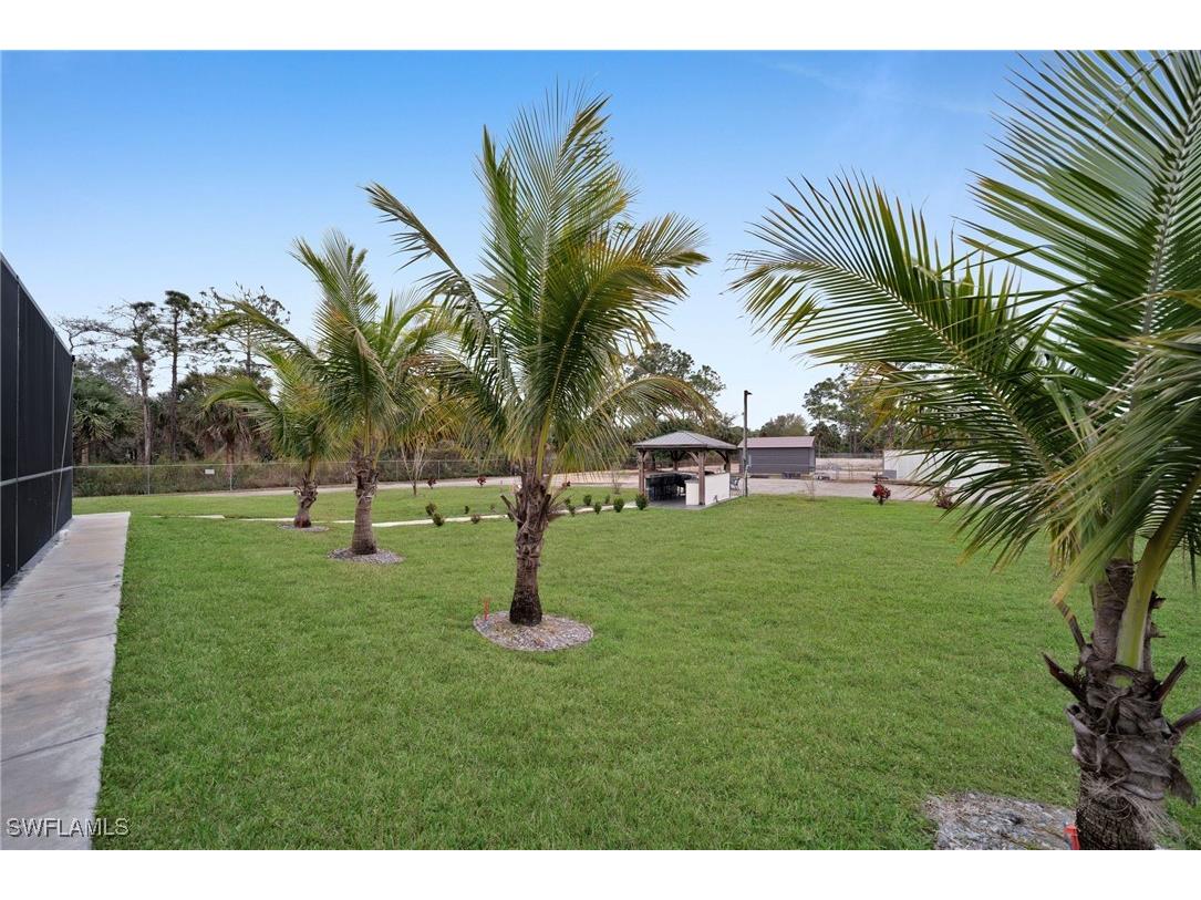 2330 6th Avenue NE Naples FL 34120 225011136 image3