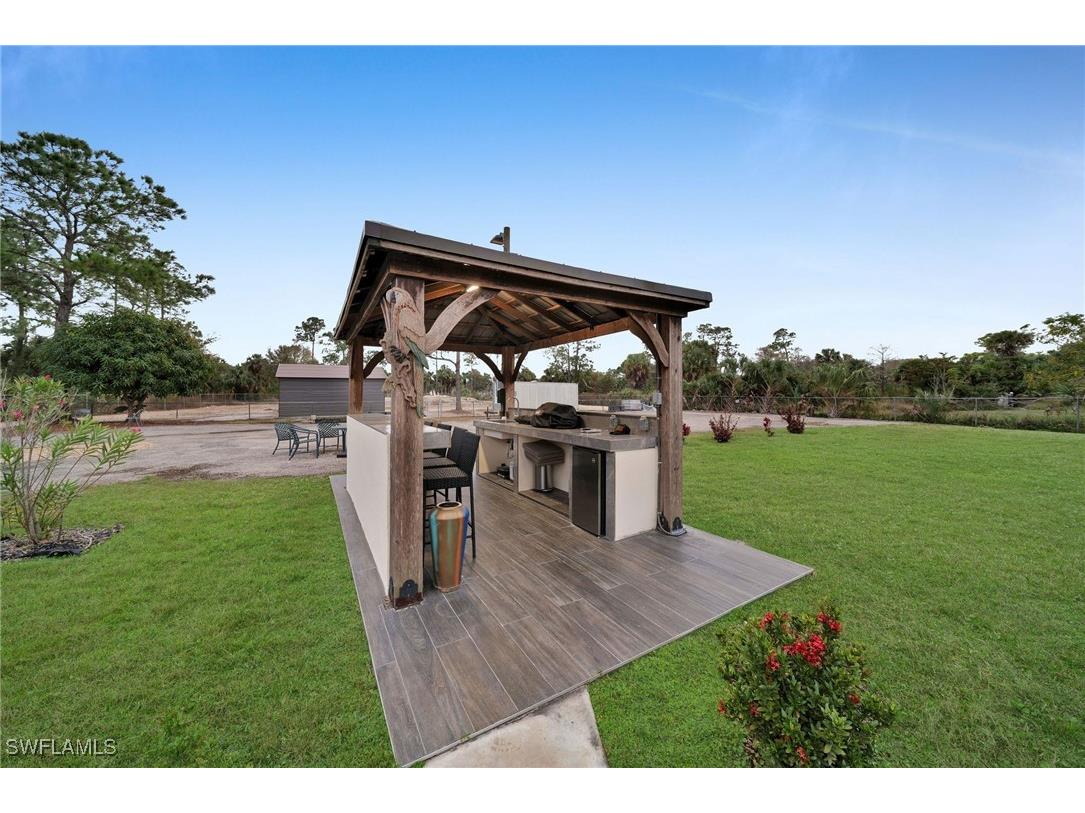 2330 6th Avenue NE Naples FL 34120 225011136 image39