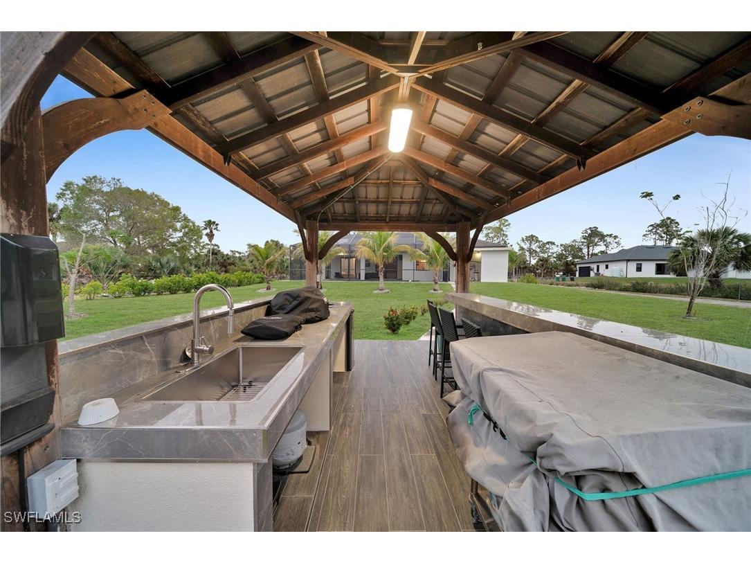 2330 6th Avenue NE Naples FL 34120 225011136 image40