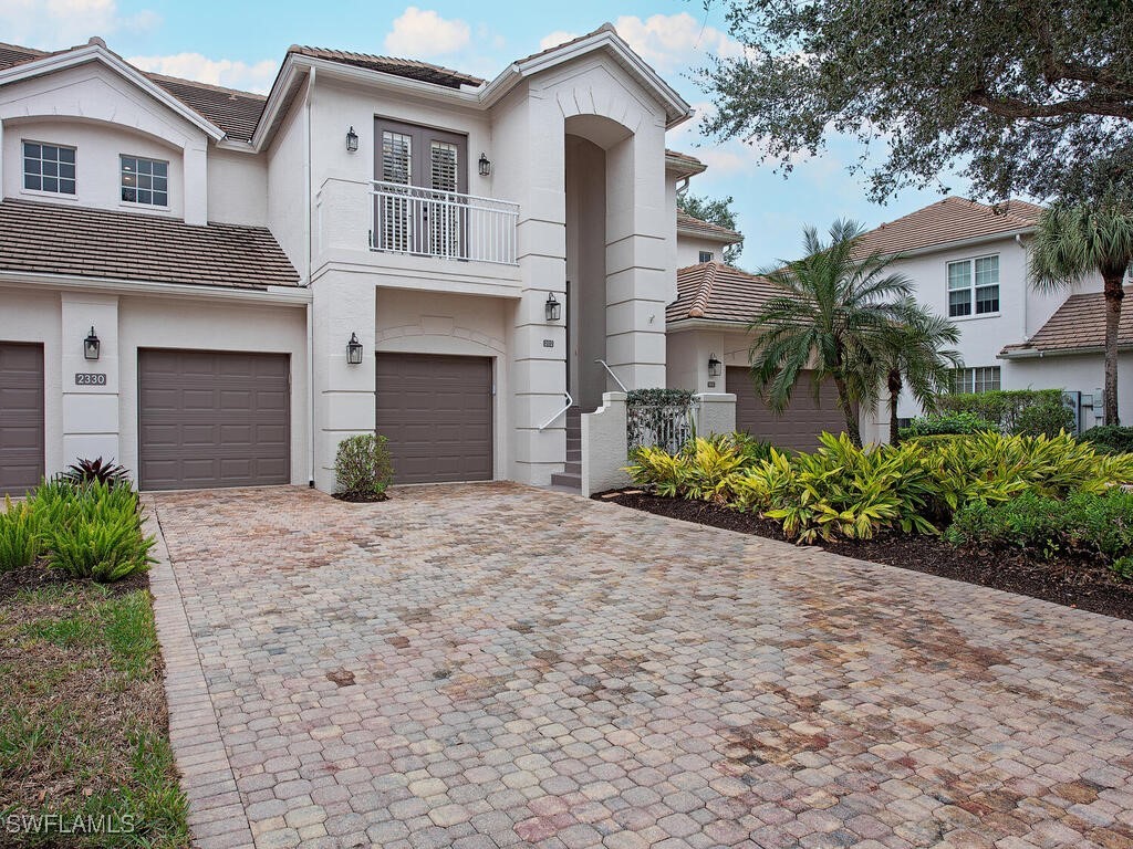 2330 Mont Claire Drive #202 Naples FL 34109 225008079 image1