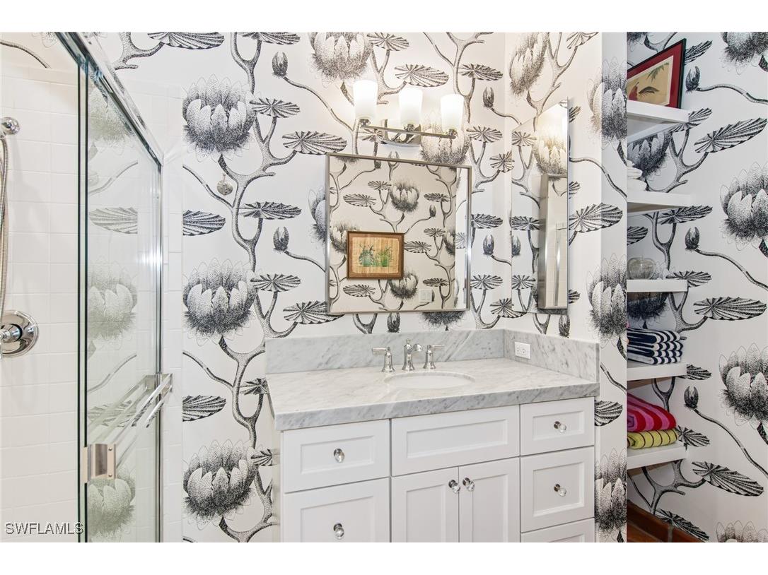 234 Edgemere Way E Naples FL 34105 225038074 image12