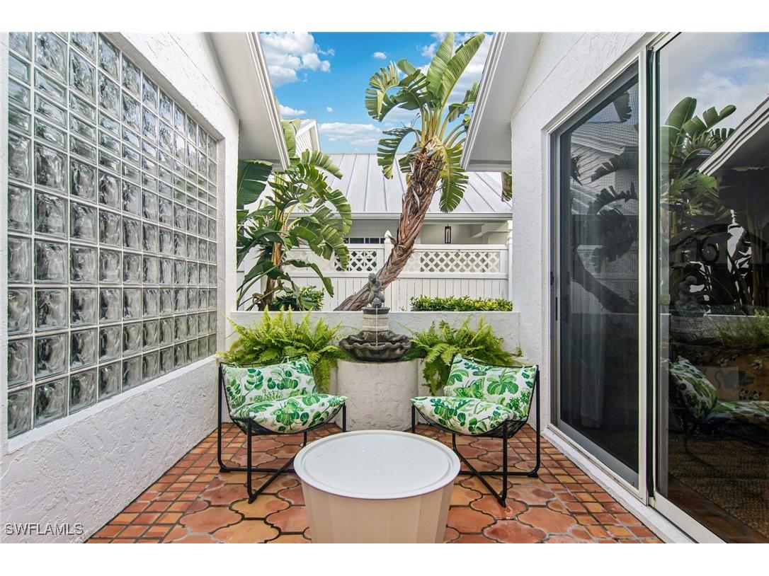 234 Edgemere Way E Naples FL 34105 225038074 image18