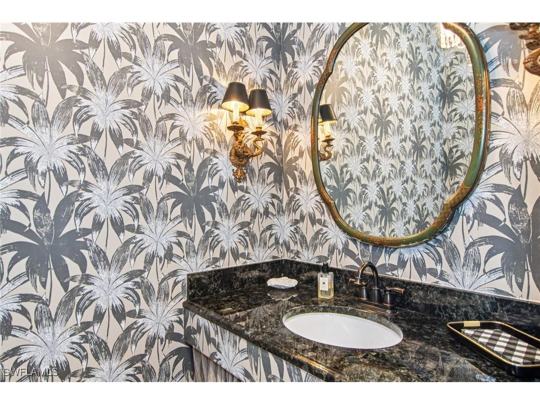 234 Edgemere Way E Naples FL 34105 225038074 image21