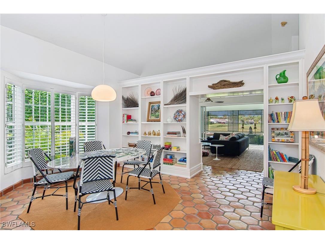 234 Edgemere Way E Naples FL 34105 225038074 image4