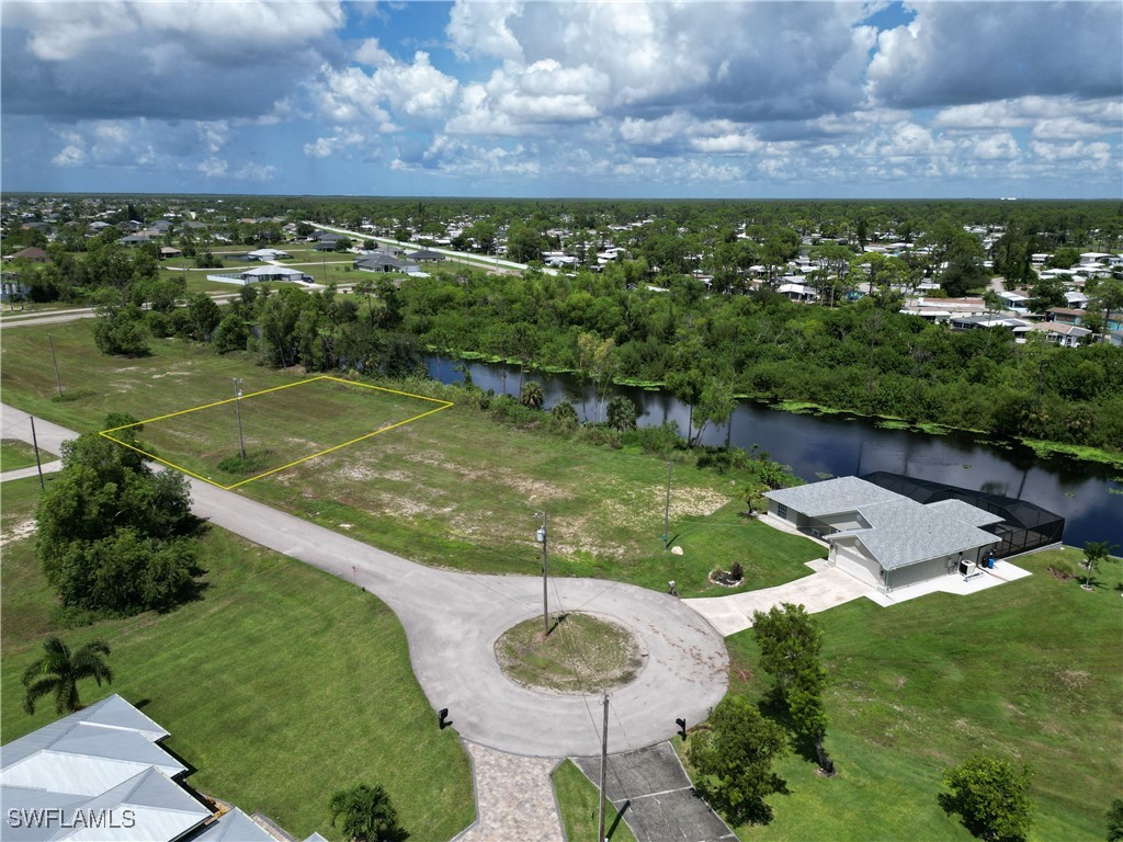 2355 NE 43rd Lane Cape Coral FL 33909 224070958 image8