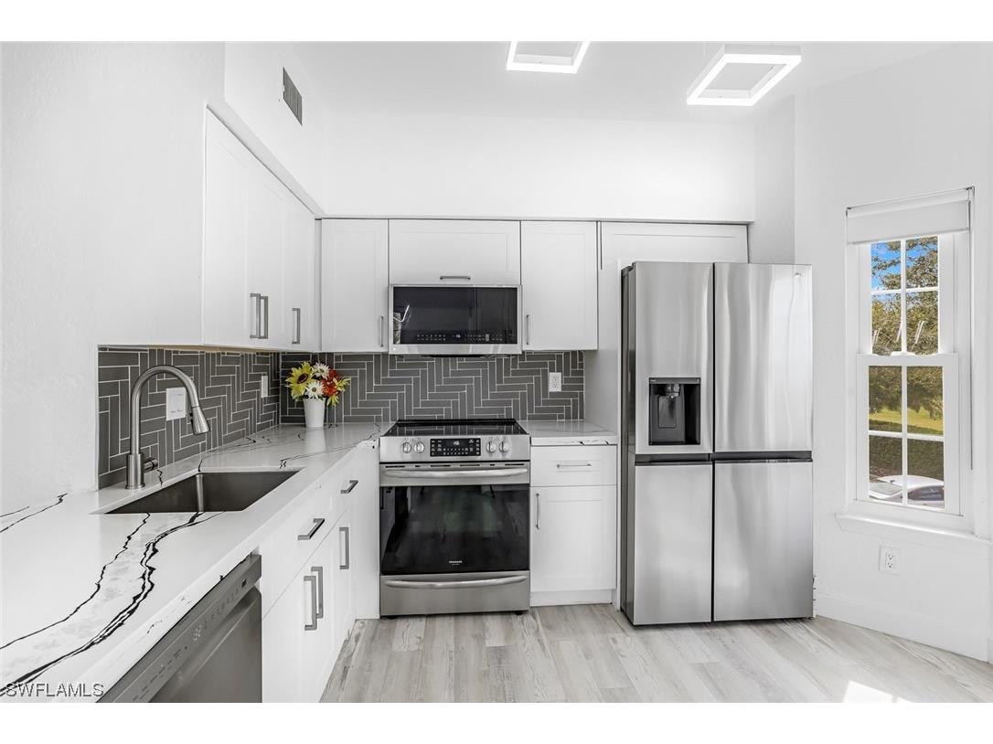 23580 Walden Center Drive #203 Estero FL 34134 224015833 image1