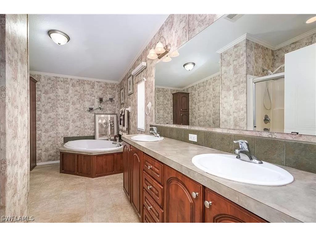 23660 Tinas Lane Fort Myers FL 33913 224049733 image12