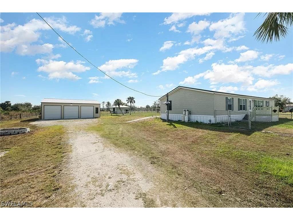 23660 Tinas Lane Fort Myers FL 33913 224049733 image25