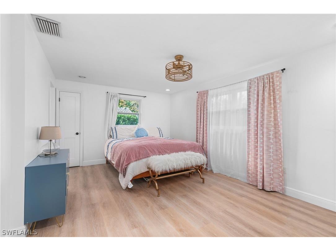 237 Burning Tree Drive Naples FL 34105 224028357 image14