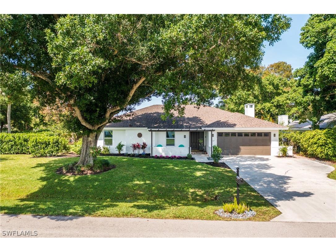 237 Burning Tree Drive Naples FL 34105 224028357 image2