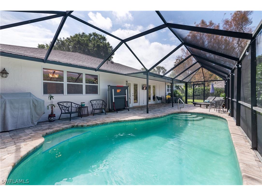 237 Burning Tree Drive Naples FL 34105 224028357 image24