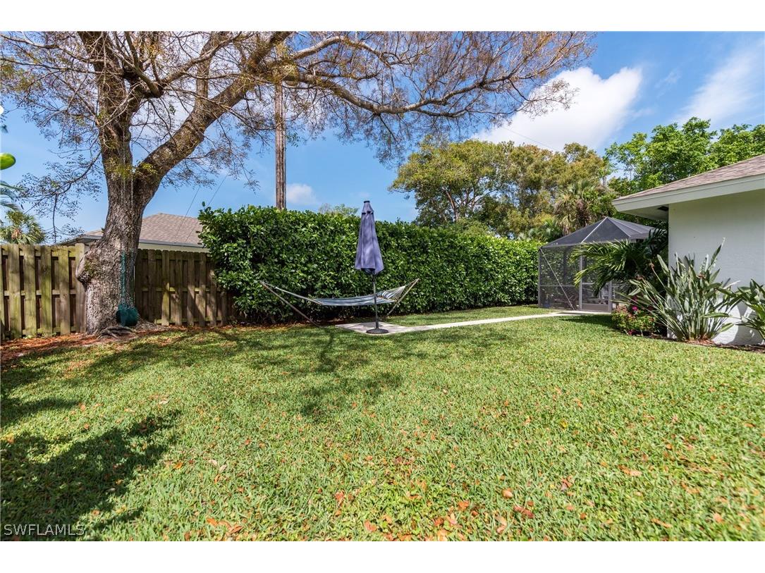 237 Burning Tree Drive Naples FL 34105 224028357 image26