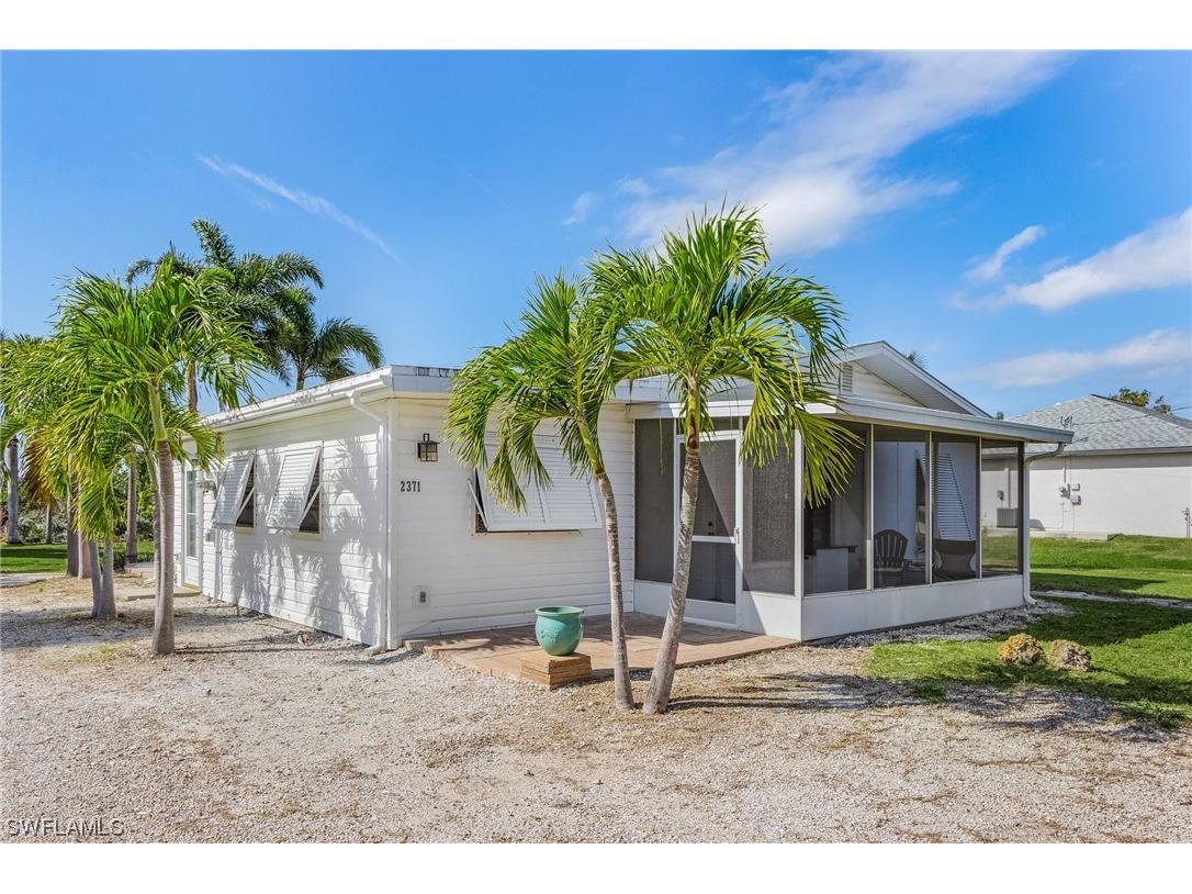 2371 Baybreeze Street Saint James City FL 33956 224007828 image1