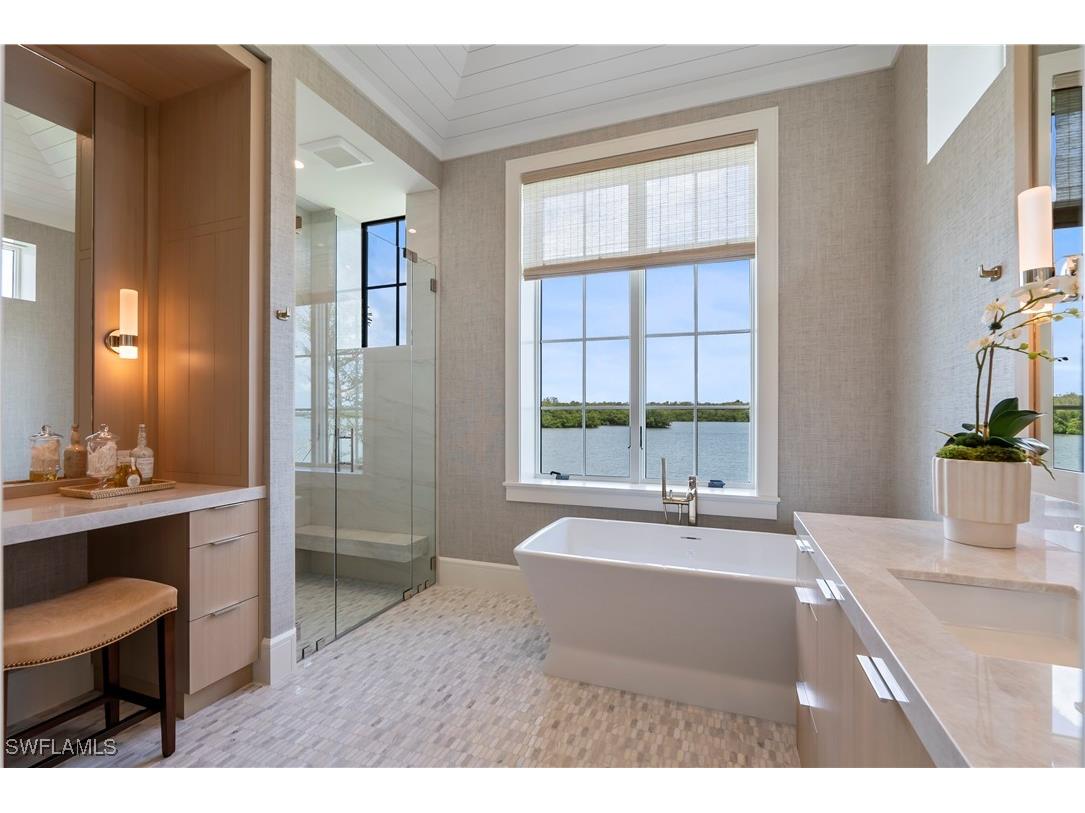 2375 Snook Drive Naples FL 34102 225005468 image14