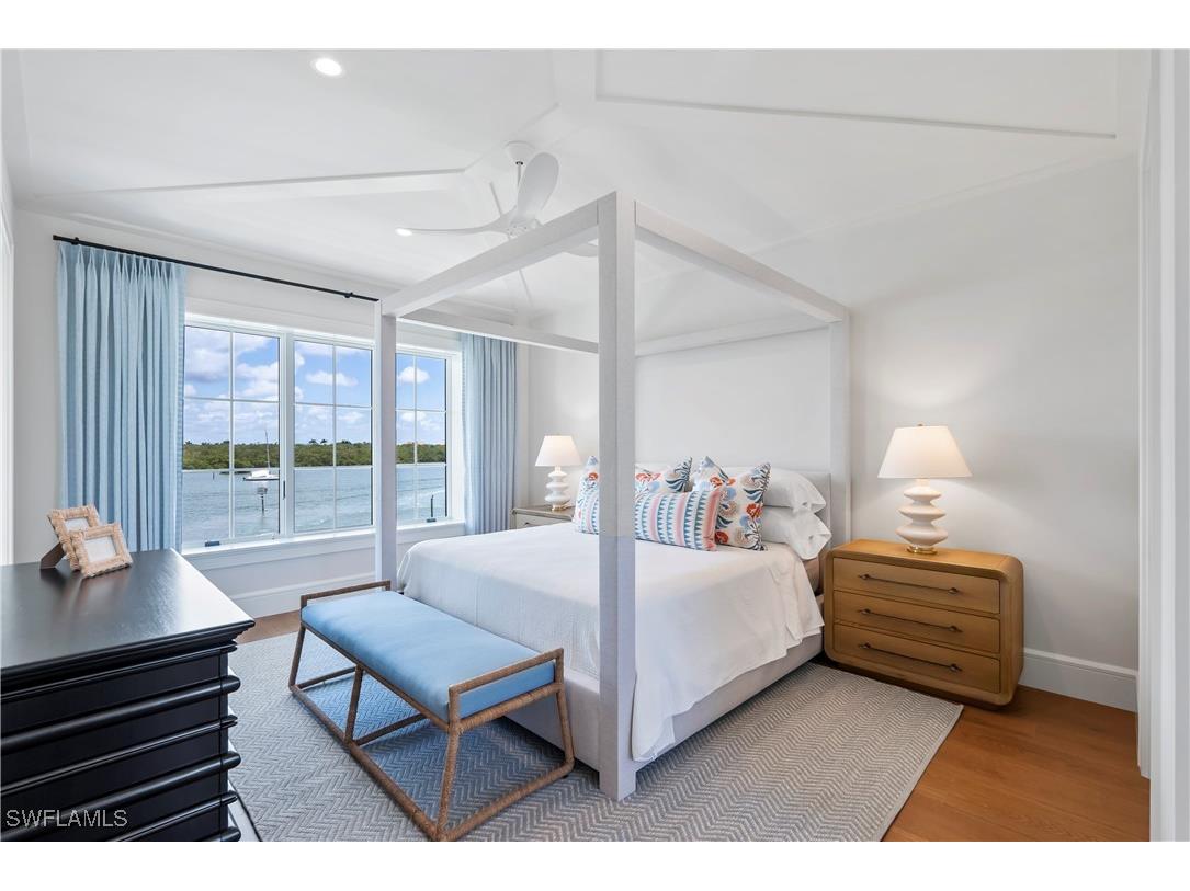 2375 Snook Drive Naples FL 34102 225005468 image16