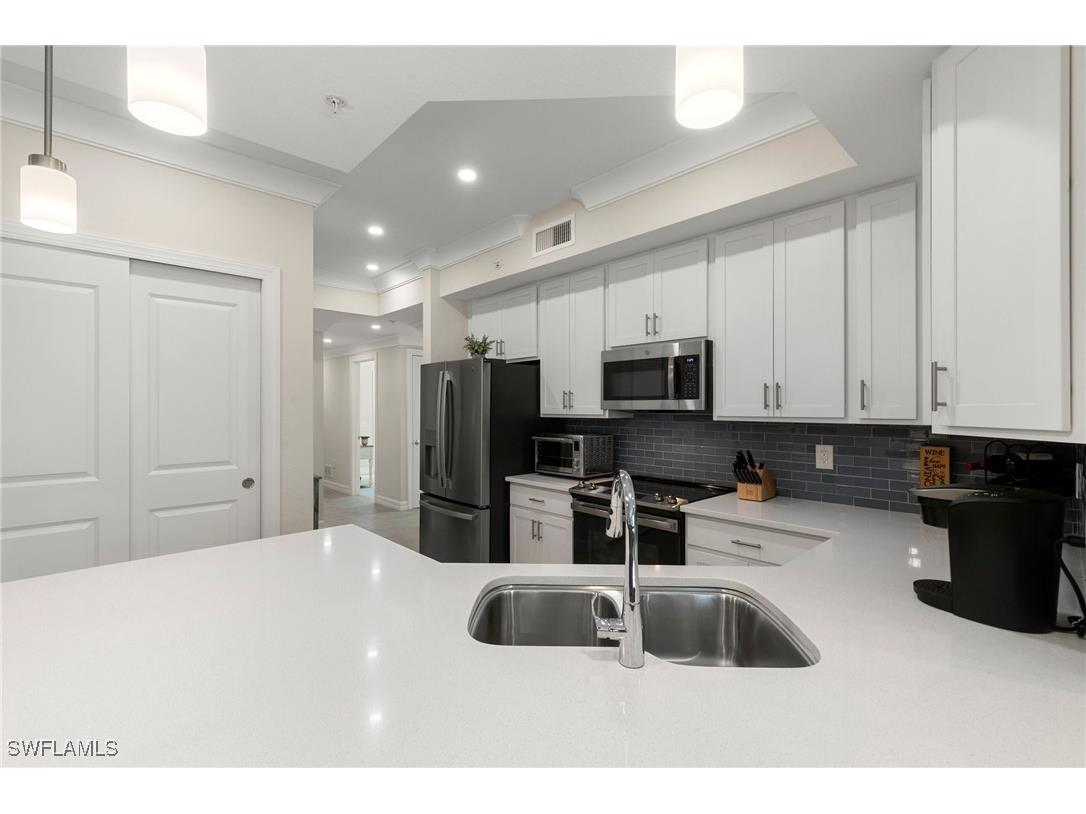 238 Indies Drive E #101 Naples FL 34114 225029379 image11