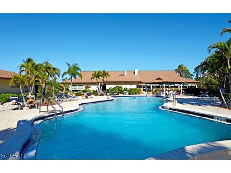 239 Palm Drive #2 Naples FL 34112 225037650 image1