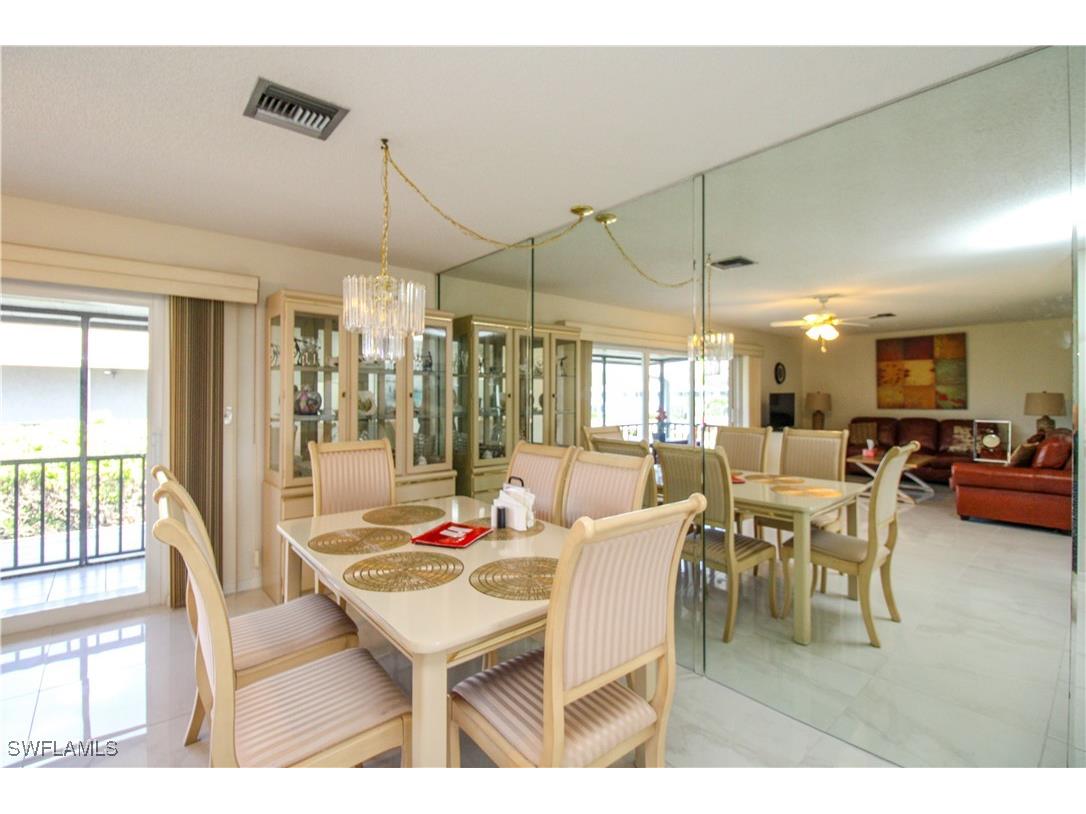 239 Palm Drive #2 Naples FL 34112 225037650 image11