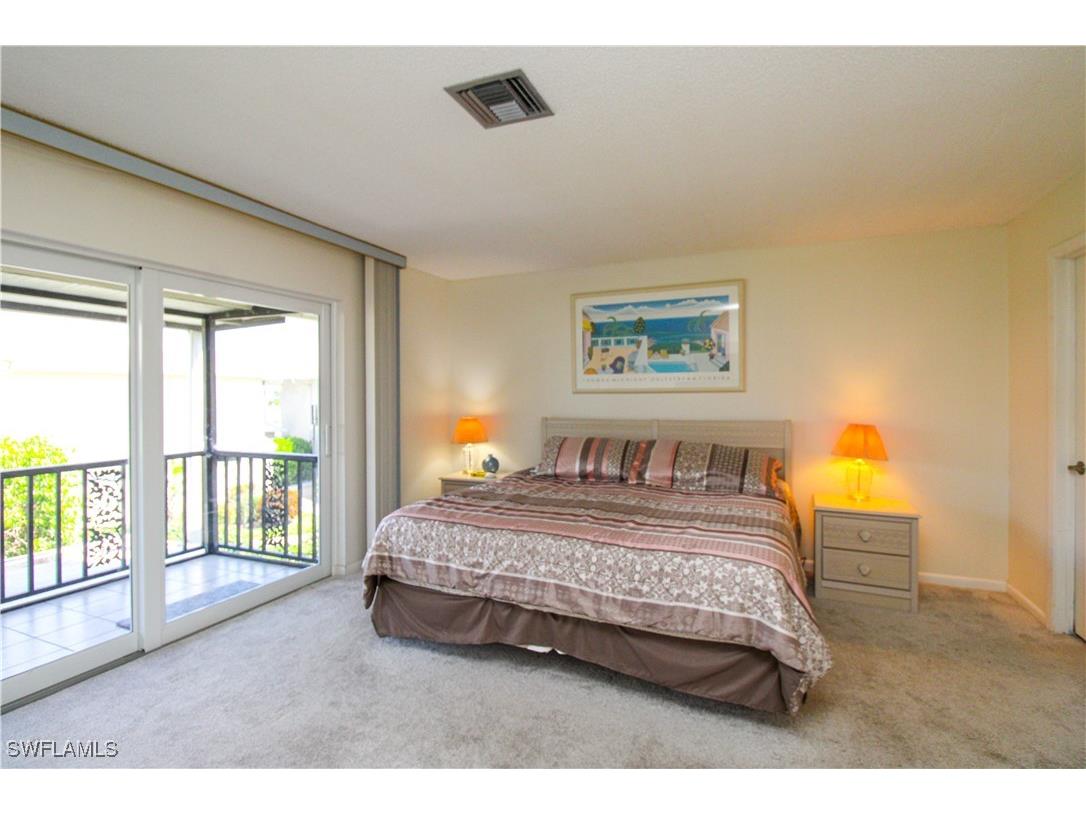 239 Palm Drive #2 Naples FL 34112 225037650 image23