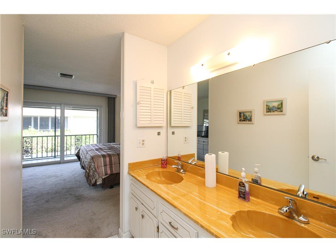 239 Palm Drive #2 Naples FL 34112 225037650 image28