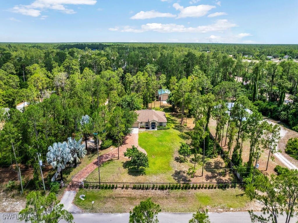 2390 27th Avenue NE Naples FL 34120 225050162 image1