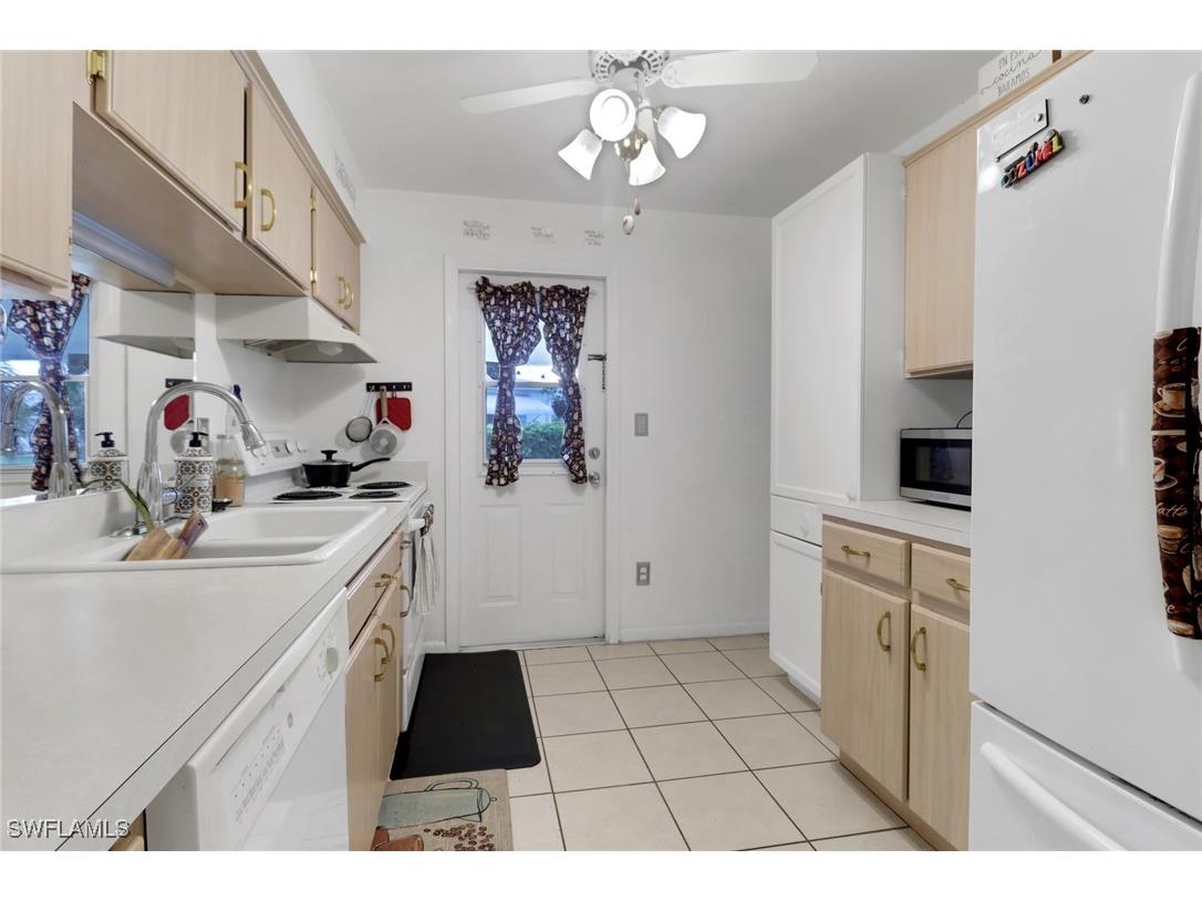 24 Pinewood Boulevard Lehigh Acres FL 33936 225008049 image13