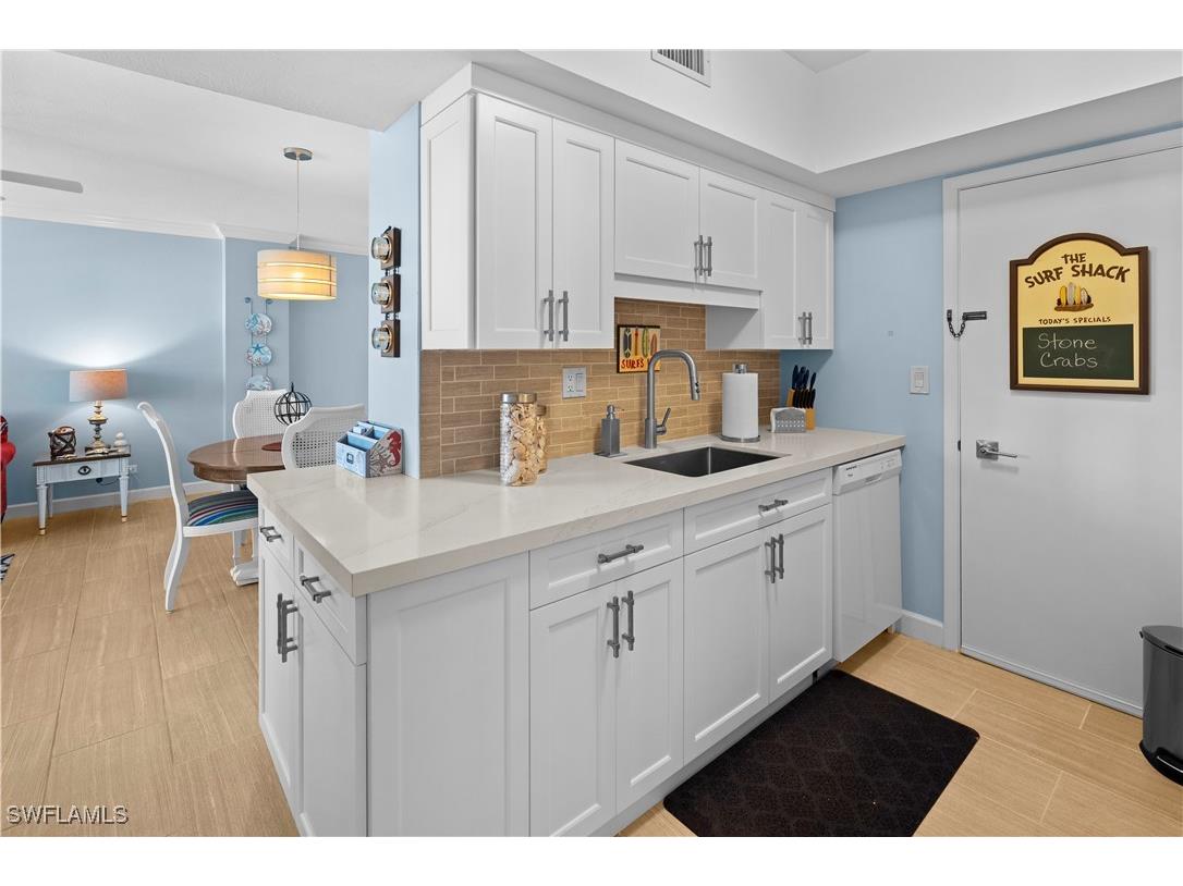 240 Seaview Court #413 Marco Island FL 34145 225045705 image15