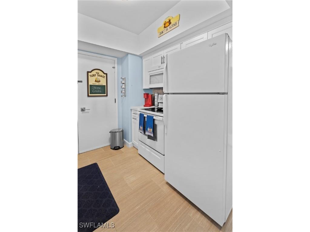 240 Seaview Court #413 Marco Island FL 34145 225045705 image18