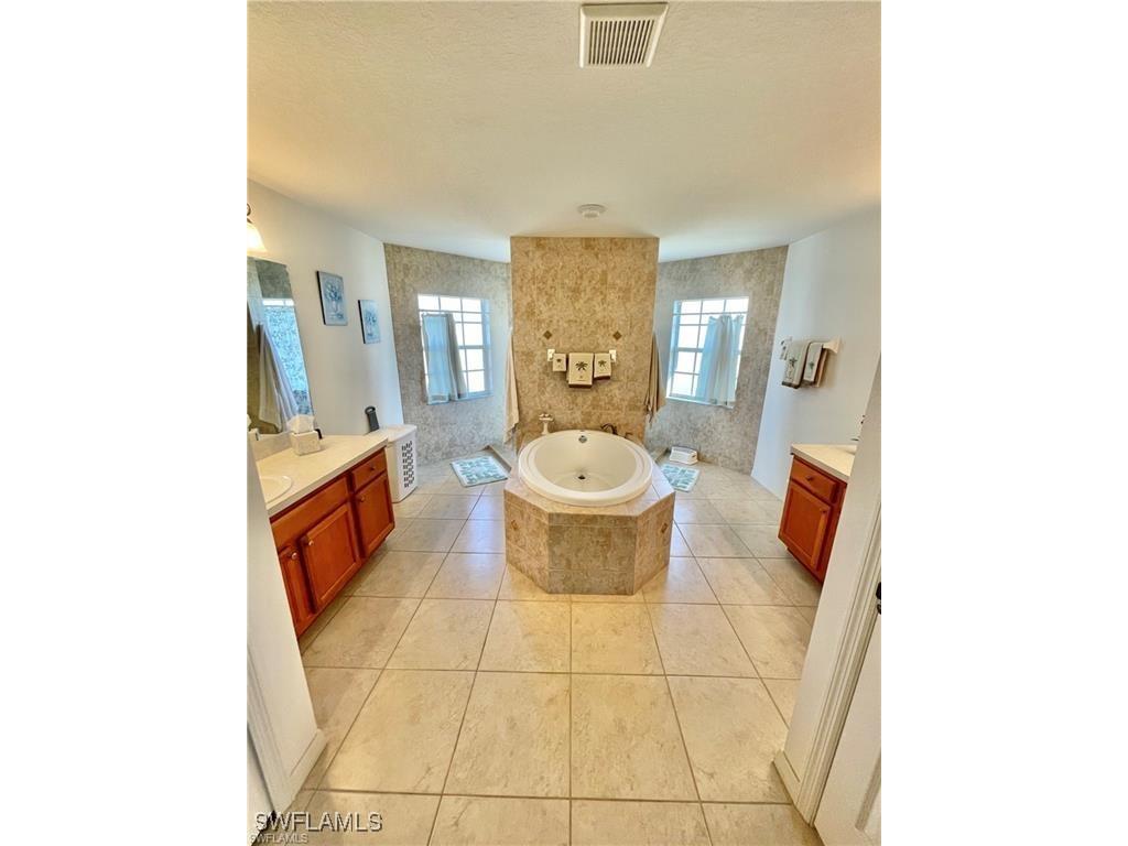 2400 NW 29th Street Cape Coral FL 33993 225028859 image9