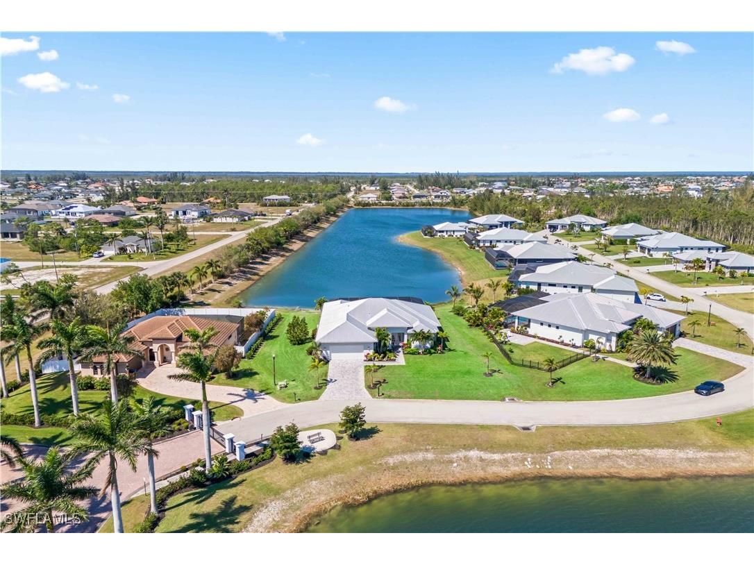 2410 Kismet Lakes Lane Cape Coral FL 33993 225015427 image4