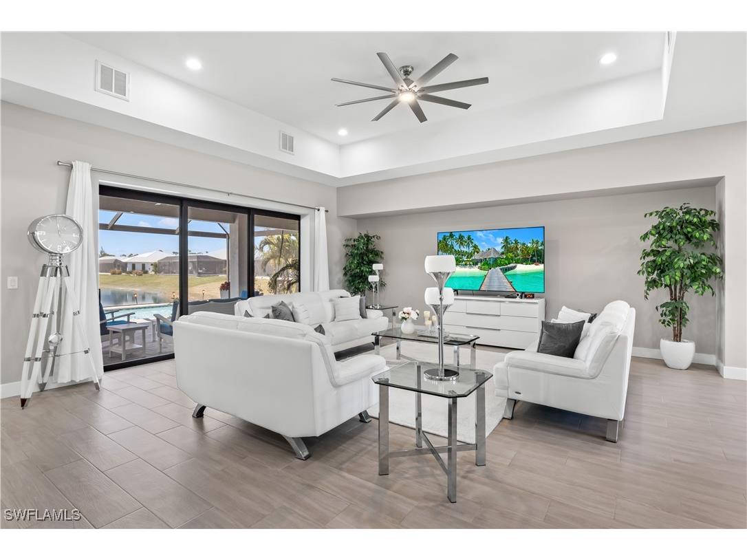 2410 Kismet Lakes Lane Cape Coral FL 33993 225015427 image8